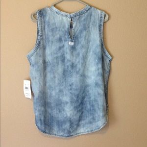 RVCA NEW "tank" top size xl